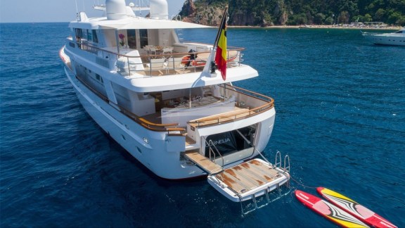 Toys & Swim Platform