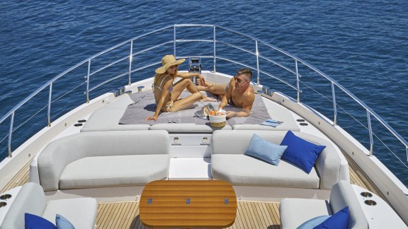 Image of VIVA yacht #11