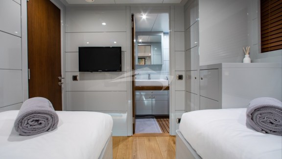 Image of ONLY NOW yacht #27