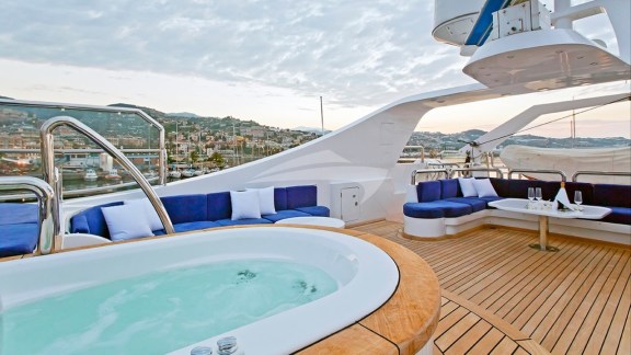 Jacuzzi Deck