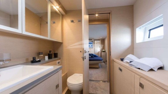 Image of UMBRELLA VICTORIA yacht #7