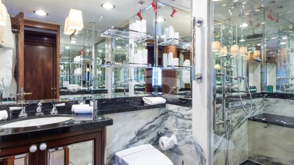 3. Main Deck Forward VIP Bathroom