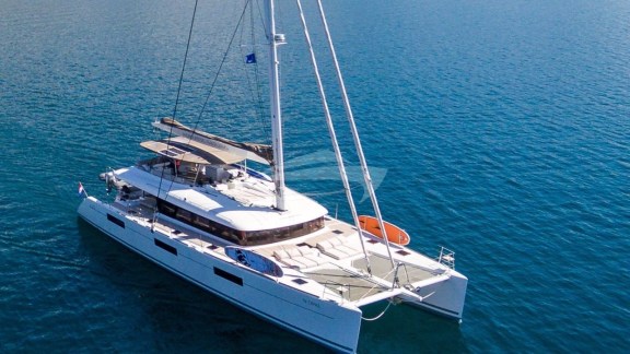 Image of OPAL yacht #17