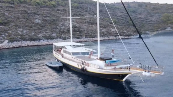 Image of NAUTILUS yacht #4