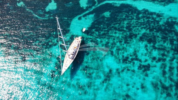 Image of ELTON yacht #4