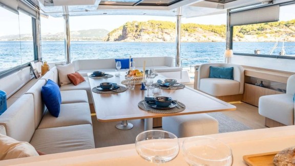 Image of ENDEAVOUR yacht #3