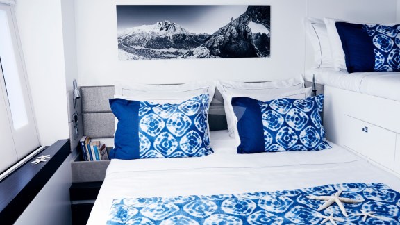 Converted twin Cabin