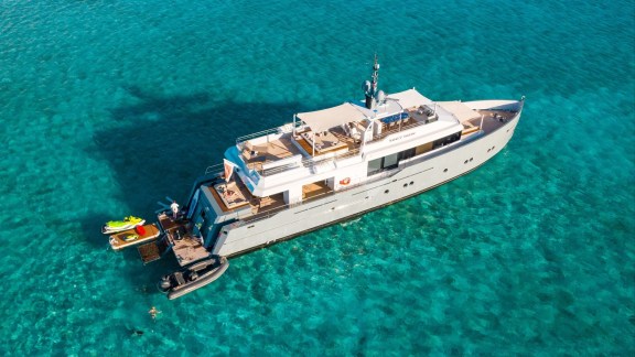 Image of ONLY NOW yacht #4