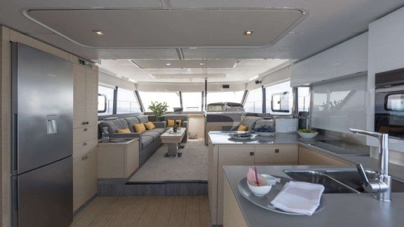 Image of UMBRELLA VICTORIA yacht #2