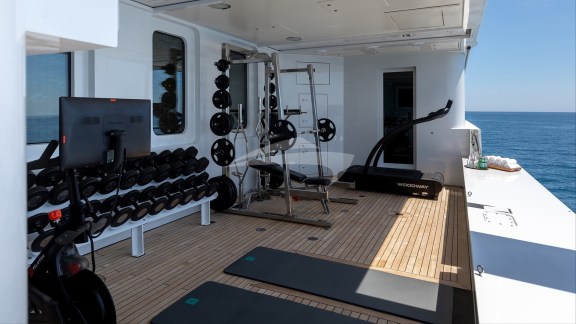 Image of TREEHOUSE yacht #13