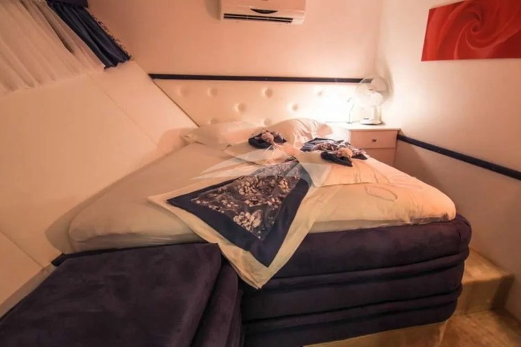 Guest Cabin