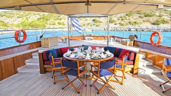 Image of Tamarita yacht #16