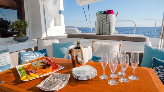 Image of LUCKY CLOVER yacht #8