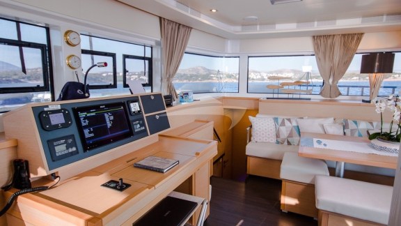 Image of LUCKY CLOVER yacht #11