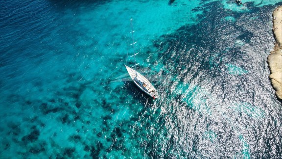 Image of ELTON yacht #2