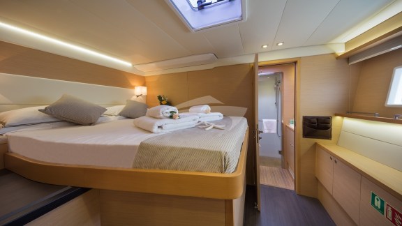 Image of SELENE yacht #11