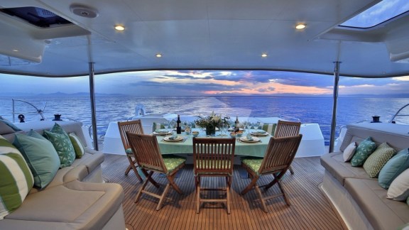 Image of WORLD'S END yacht #22