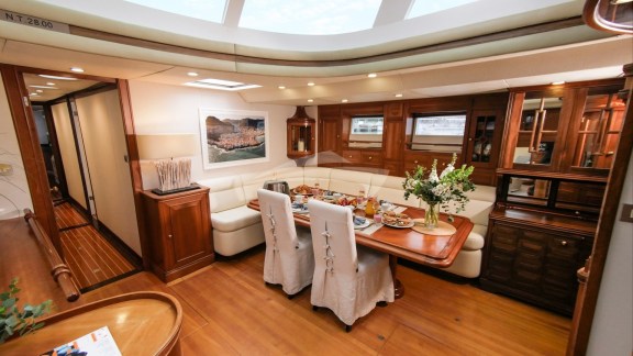 Image of ELTON yacht #10