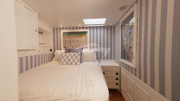 Image of ELTON yacht #13