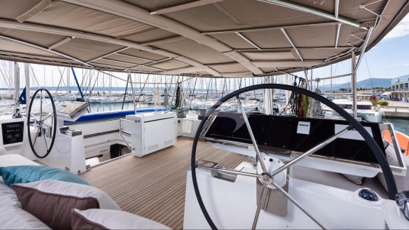 Image of OPAL yacht #20