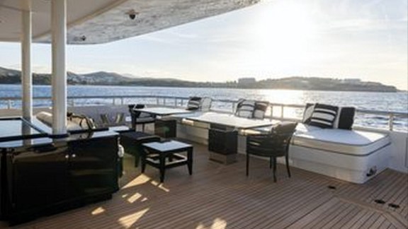 Deck Seating