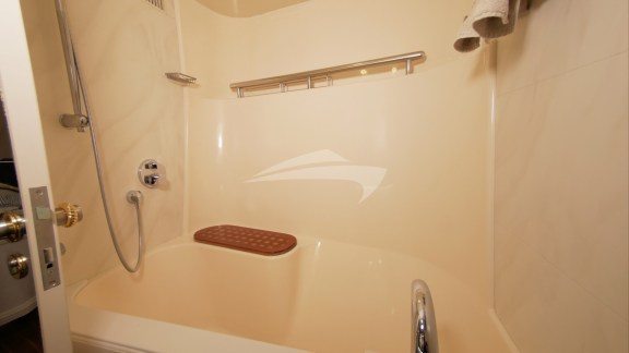 Image of ELTON yacht #12