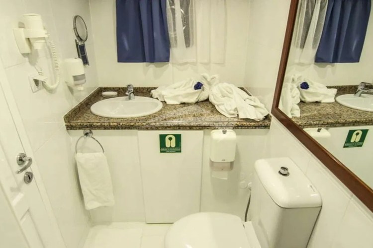 Guest Bathroom