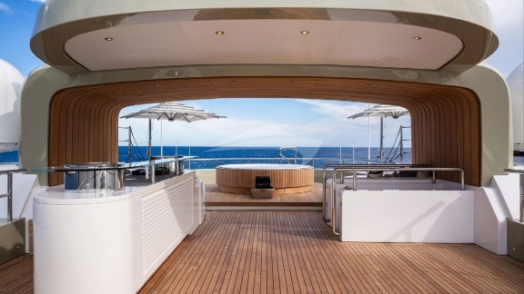 Image of LADY A yacht #15