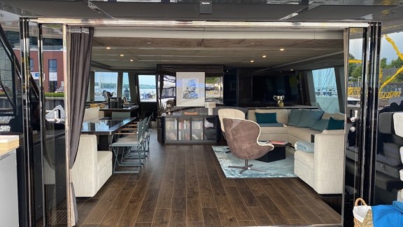 947995BD-B773-4EA1-A85F-C73982FE5166