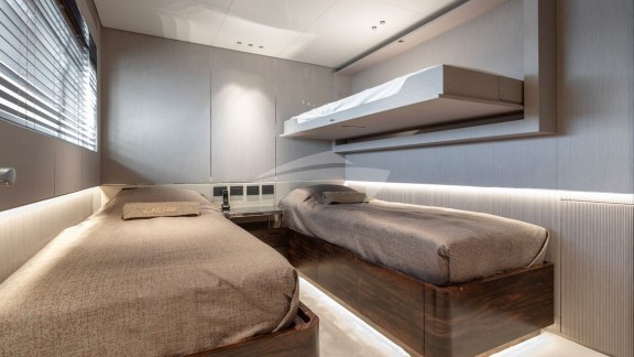 Image of LEXSEA yacht #10