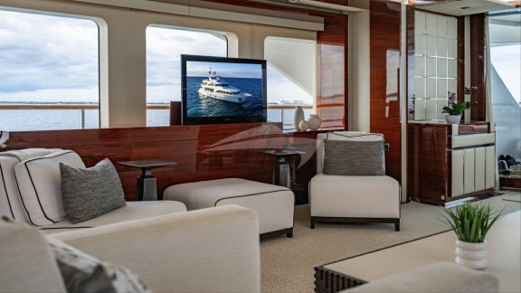 Image of ALLORA yacht #9