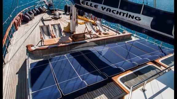 Foredeck Sun Loungers