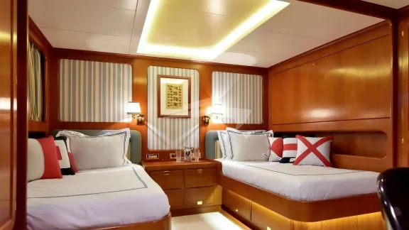 Twin Cabin