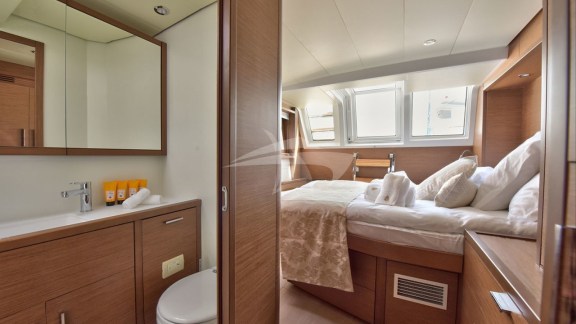 Guest Cabin and Bathroom