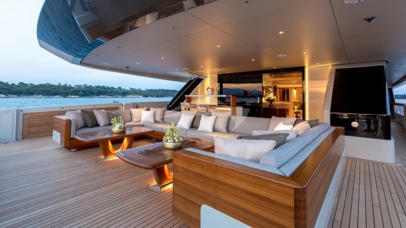 Deck Seating