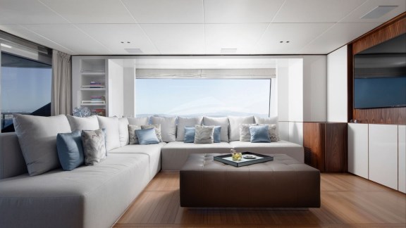 Image of LEXSEA yacht #18