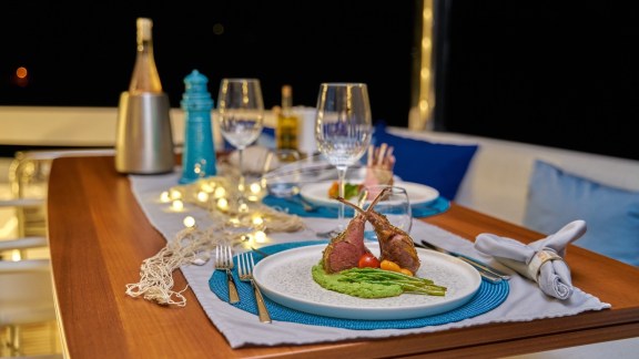 Image of VIVA yacht #30