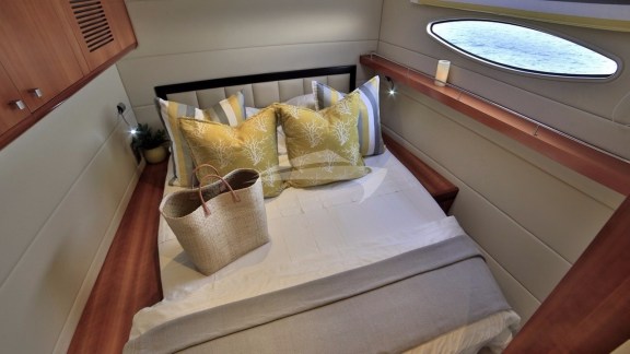 Image of WORLD'S END yacht #19