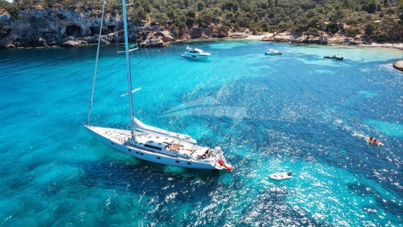 Image of ELTON yacht #5