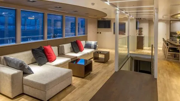 Image of Rara Avis yacht #16