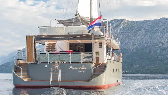 Image of Rara Avis yacht #5