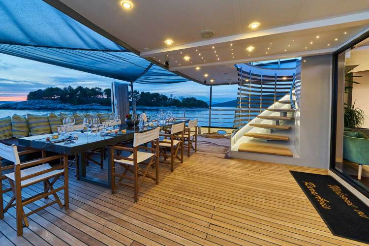 Image of Rara Avis yacht