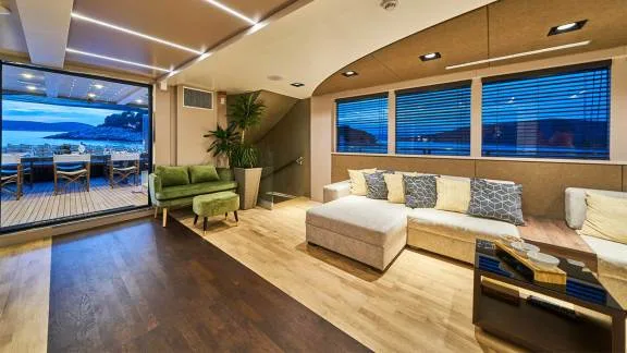 Image of Rara Avis yacht #15