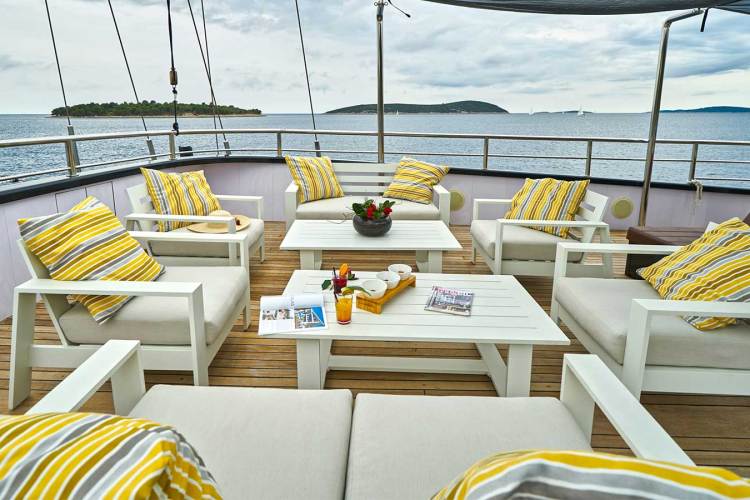 Image of Rara Avis yacht