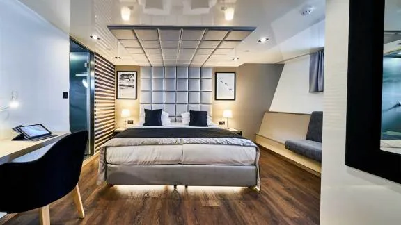 Image of Rara Avis yacht #22