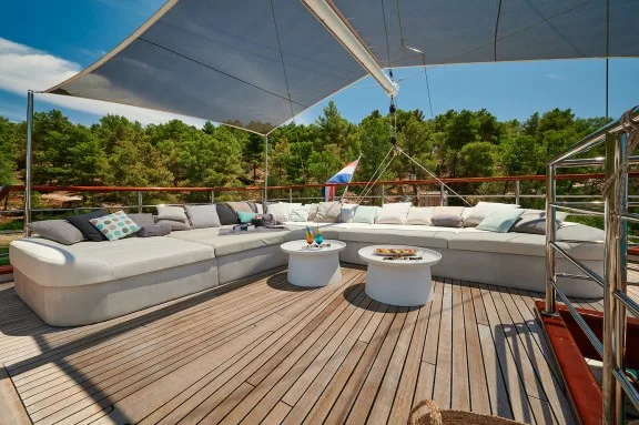 Image of Corsario yacht #16