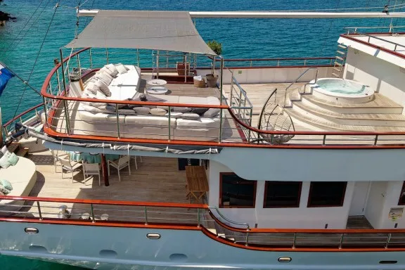 Image of Corsario yacht #11