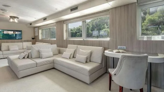 Image of Cristal yacht #7