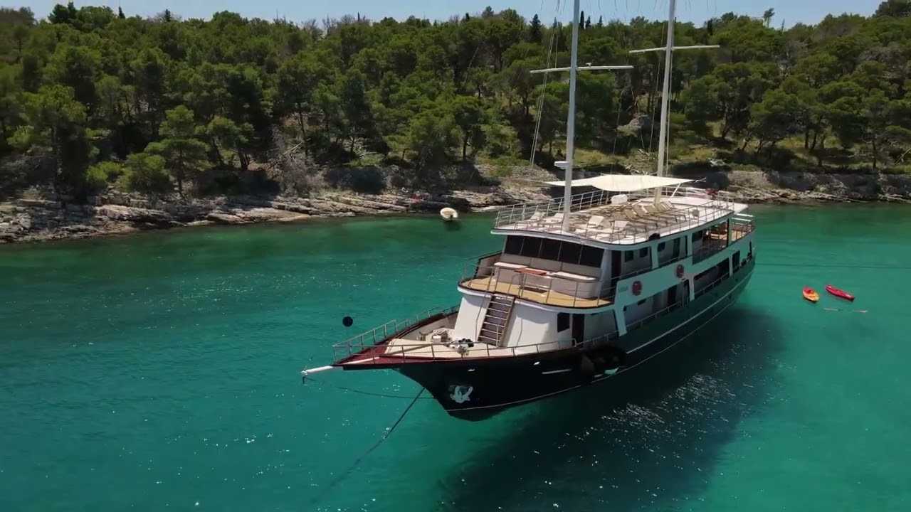 Yacht Video