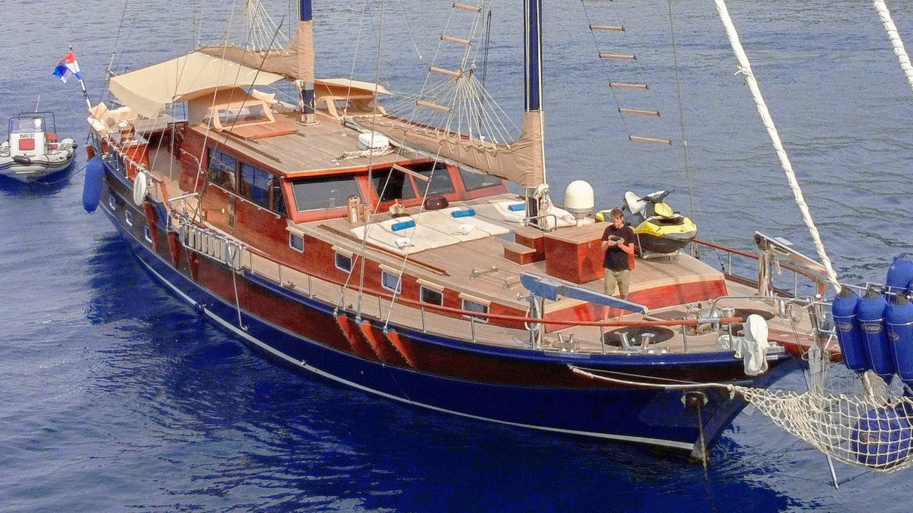 Yacht Video
